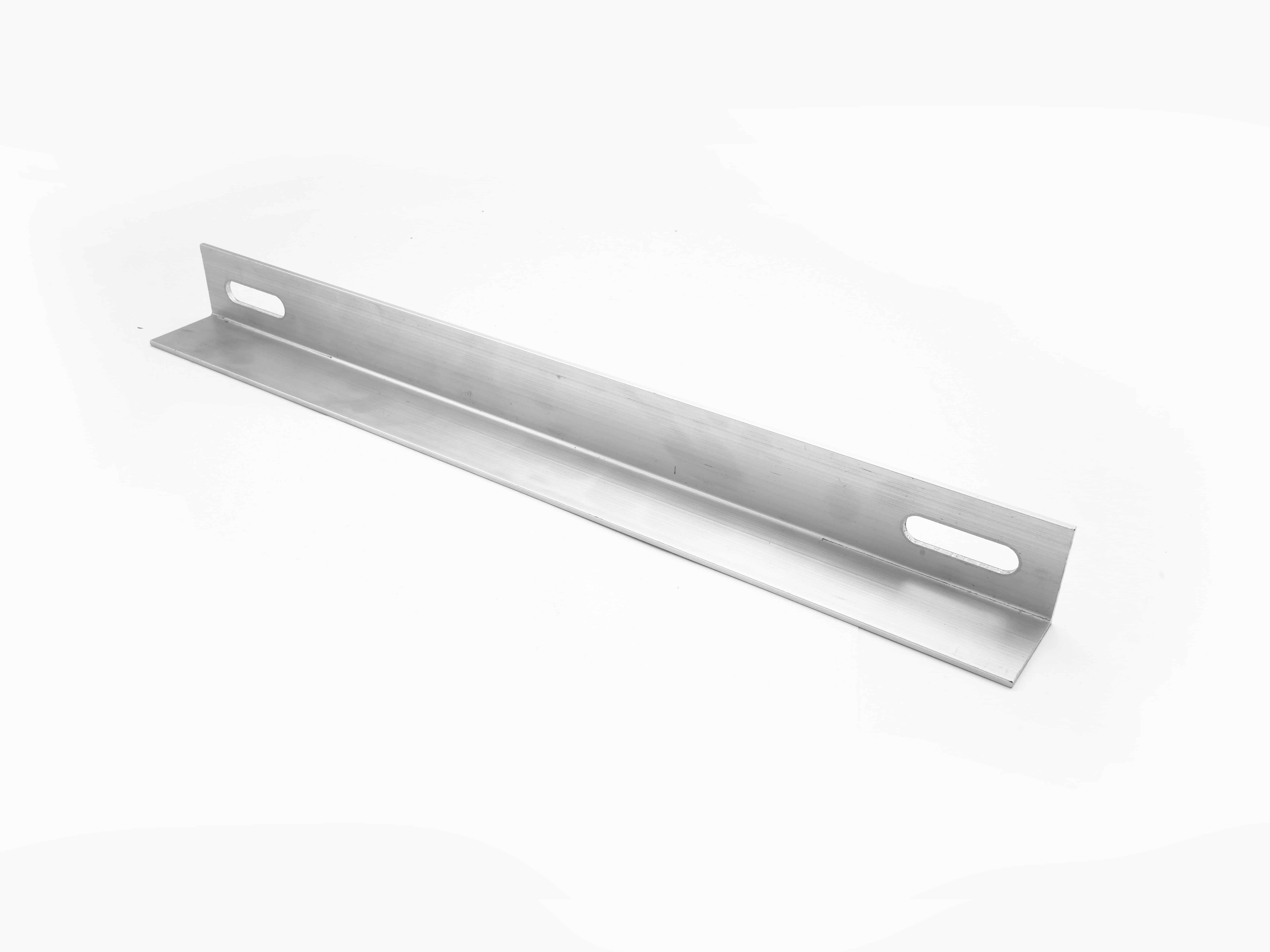 Custom size aluminium angle