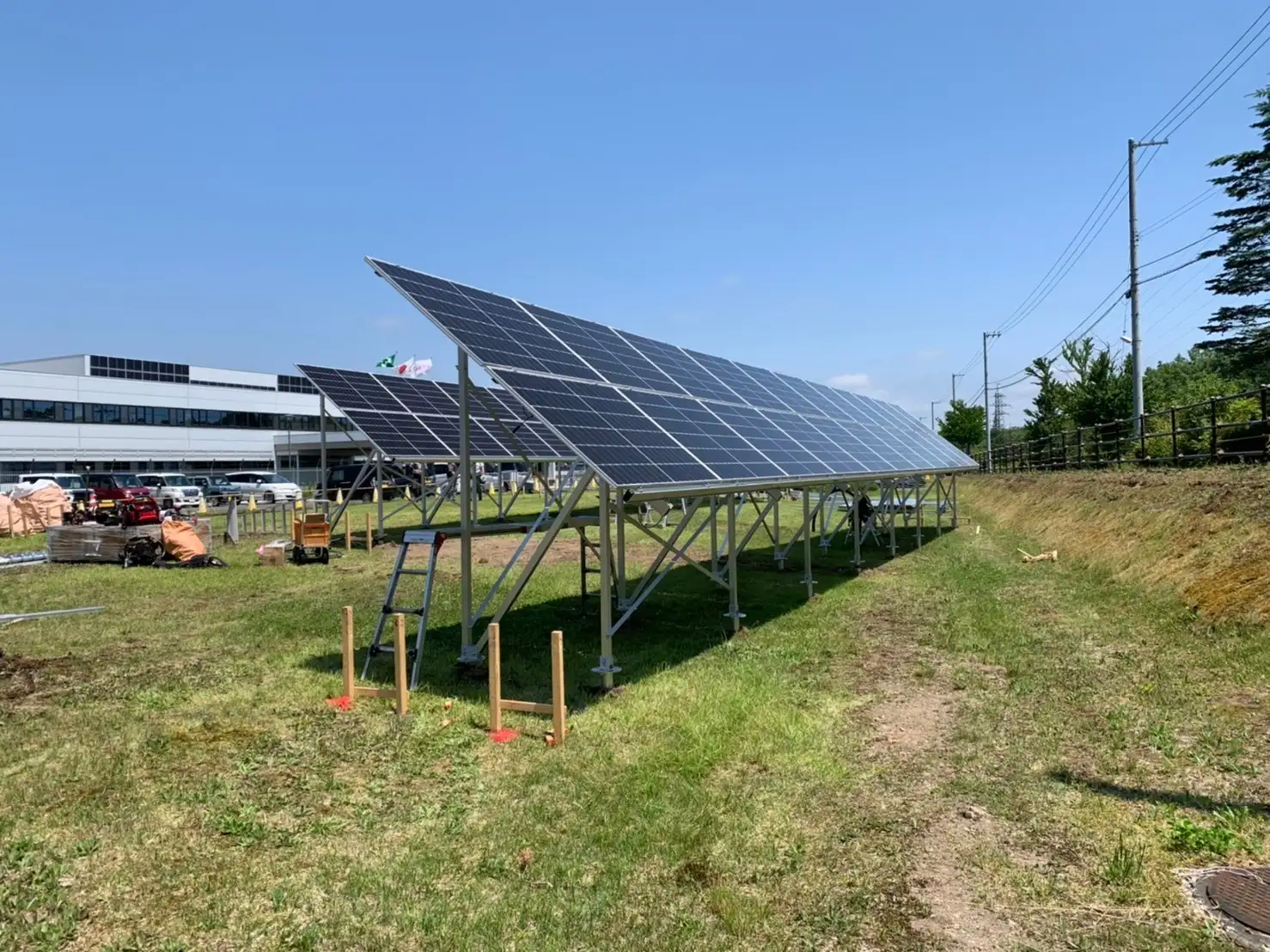 Completed installation rows of commercial ground mounts supplied by wholesale manufacturer SR Solar.