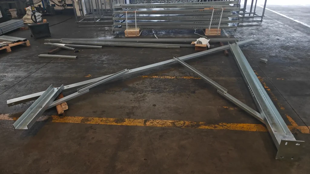 SR Solar manufacturer overview of pre-assembled solar mounting structures