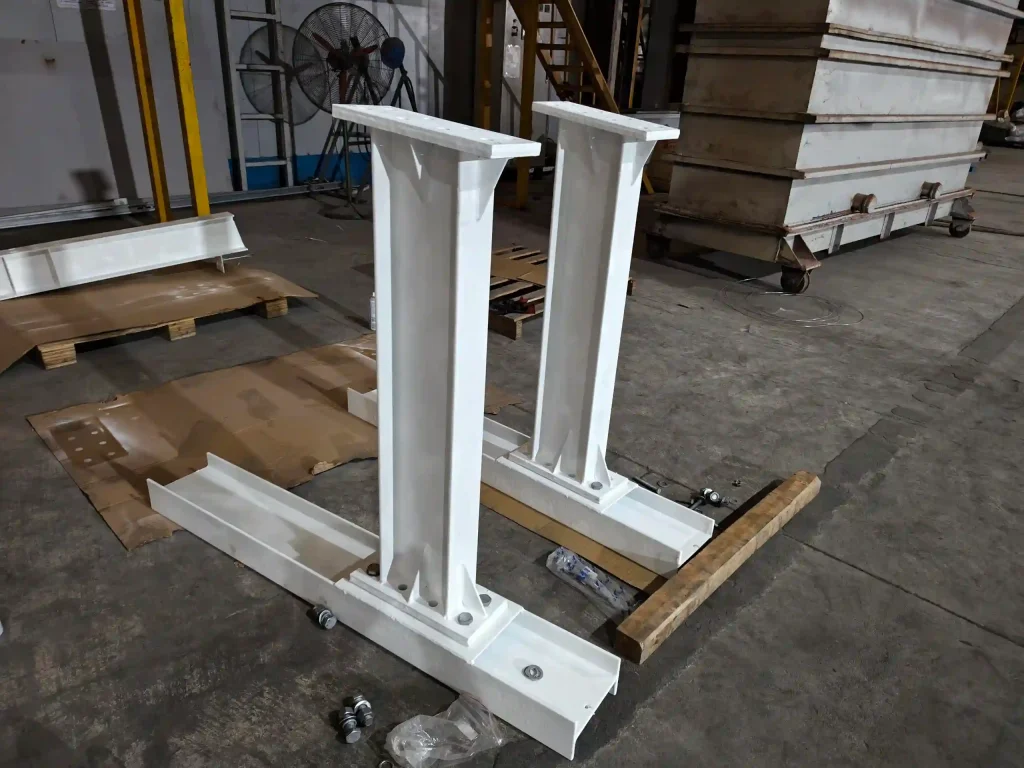 Heavy-duty white coated steel structural mounting posts produced in SR Solar factory